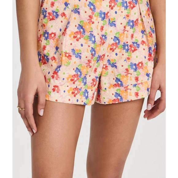 NEW SOMETHING NAVY floral pleated shorts in cream multi - Picture 1 of 4